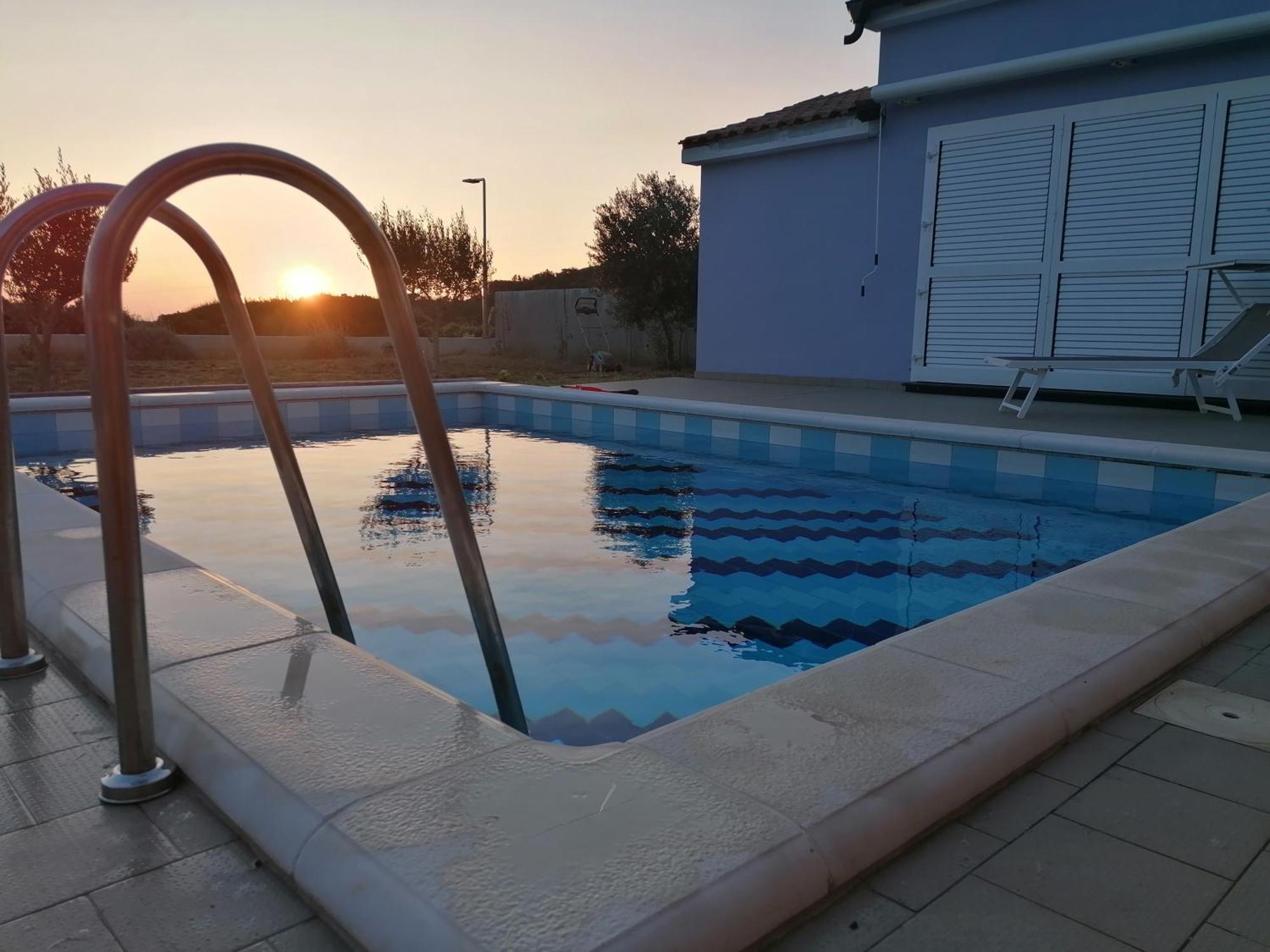 House With Pool Villa Mali Losinj Luaran gambar