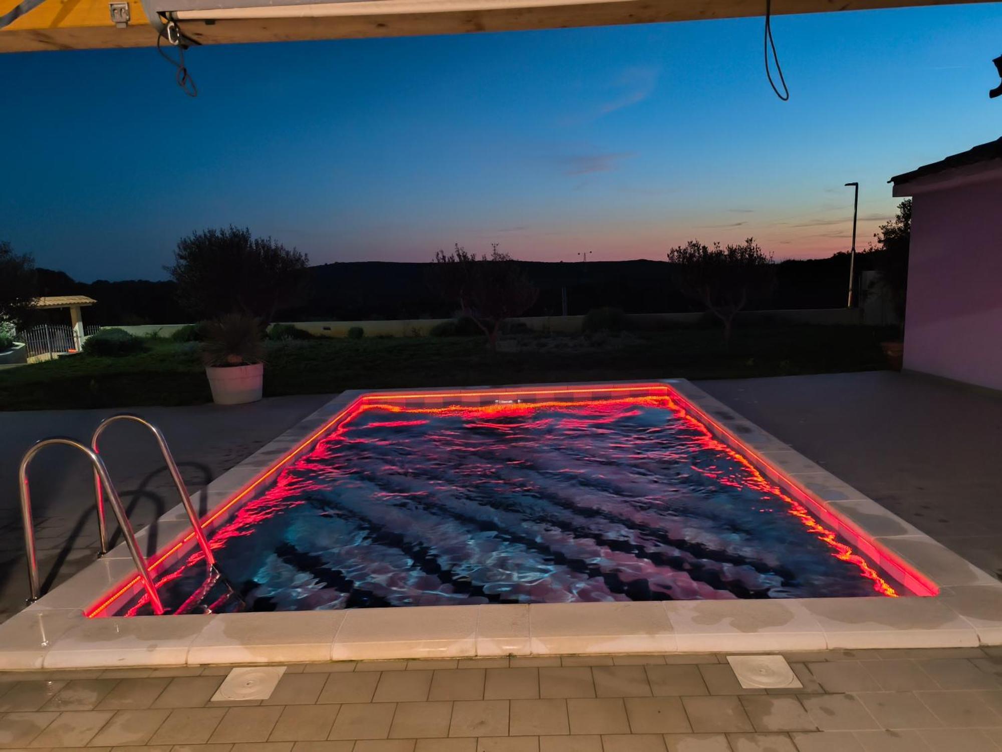 House With Pool Villa Mali Losinj Luaran gambar